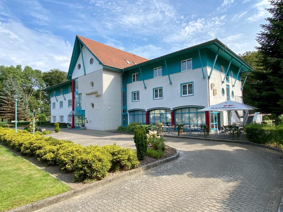 Gut-Hotel Pommernhotel Barth Esterno foto